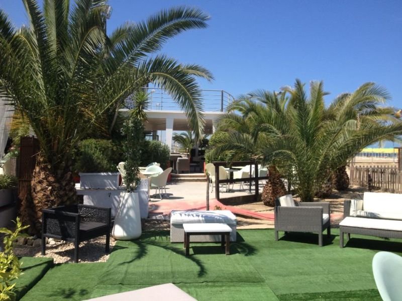 4Vele Beach Resort Restaurant Bar - 3