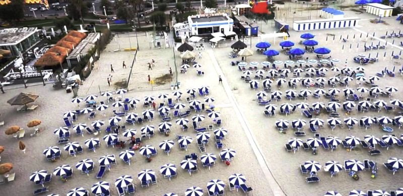 Azzurro Mare Beach Club