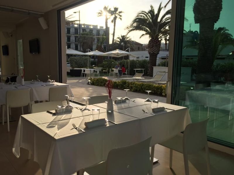 Noa Beach Club - 4