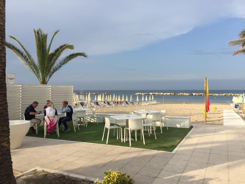Noa Beach Club - 5
