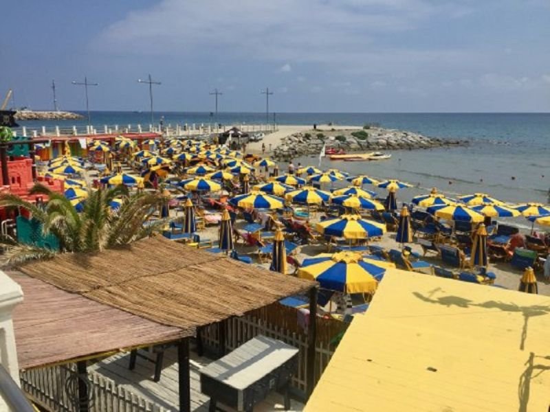 Tortuga Beach
