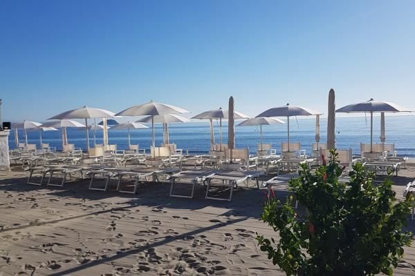 Babyla Beach & Bar - 5