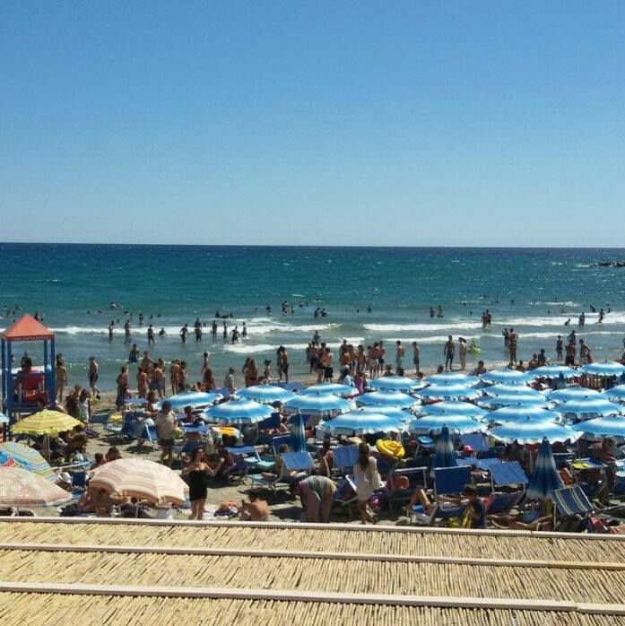Spiaggia Sorriso D'Italia - 2