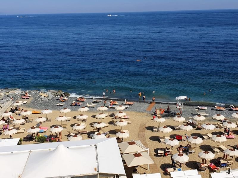 Stone Beach - Cogoleto