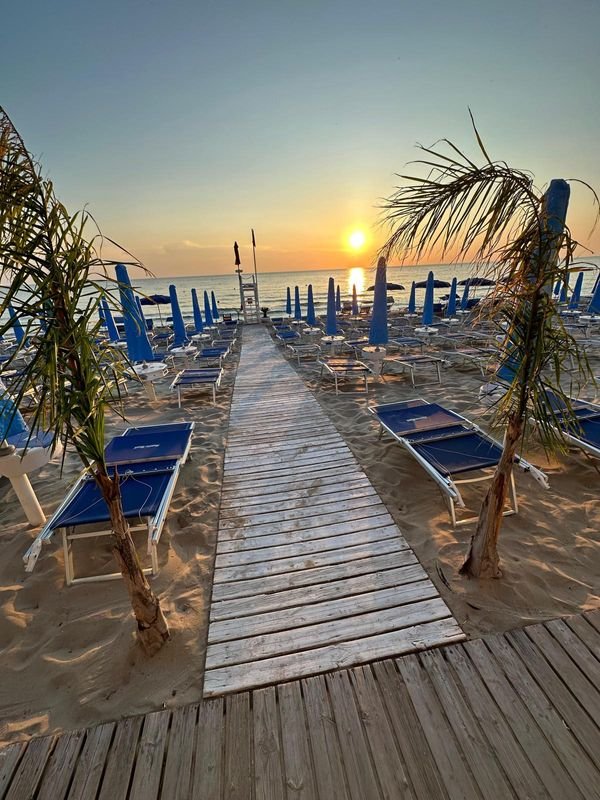 Holiday Beach Club - 4