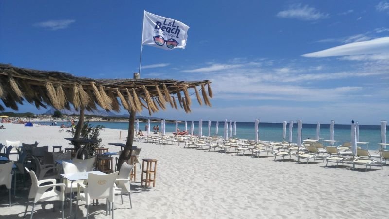 L&L Beach - San Teodoro