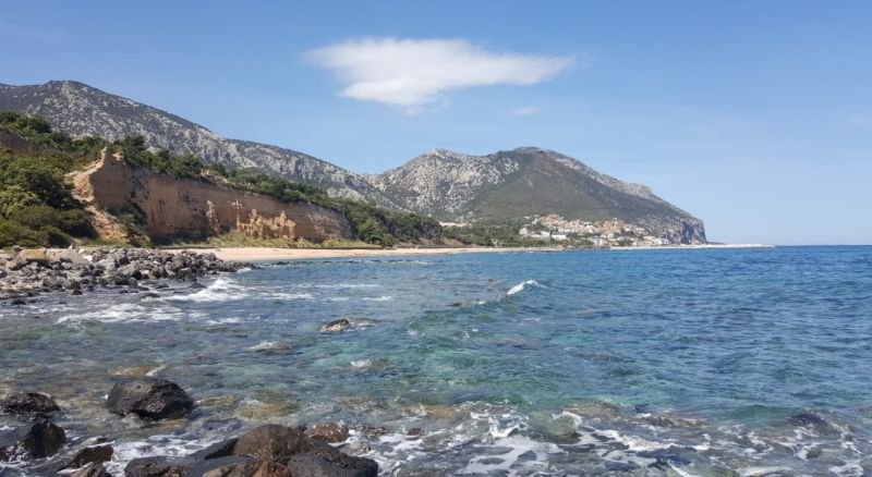 Spiaggia S'Abba Meica Dog Beach - Cala Gonone