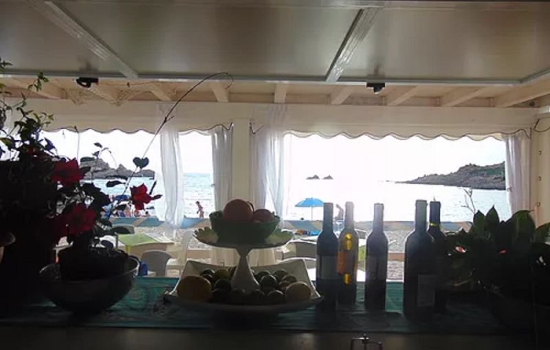 Oasis Beach Bar - 3