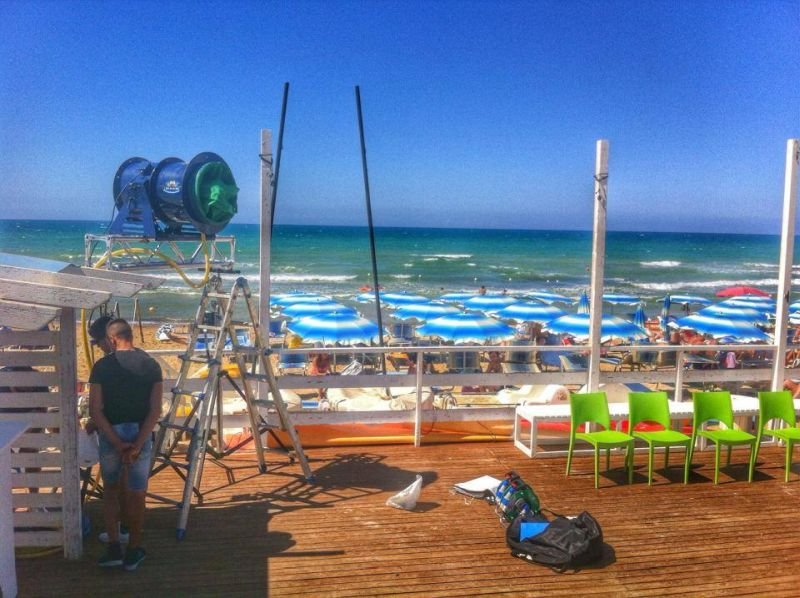 Blu Water Beach Club - 3