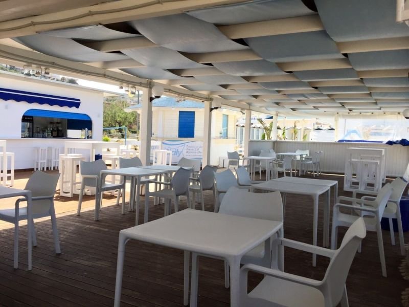 Blu Water Beach Club - 4