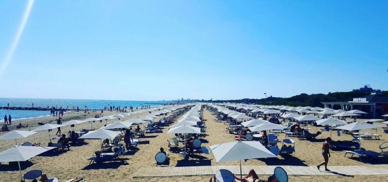 Stabilimento Balneare Merville Beach