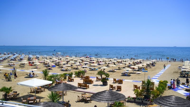 Spiaggia Blue Moon