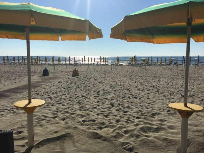 Olimpo Spiaggia Barricata - 4