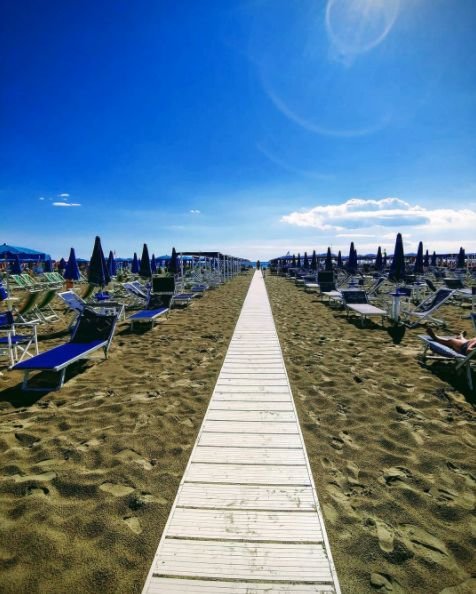 Bagno Conte Grande Beach - 3