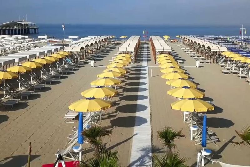 Bagno Buoni Amici - Camaiore