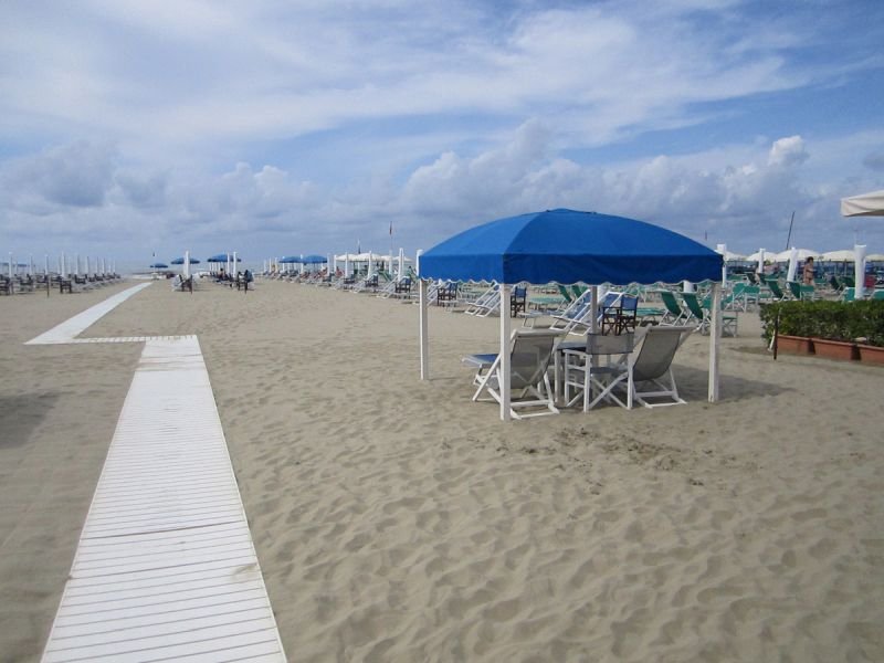 Bagno Girasole - Viareggio