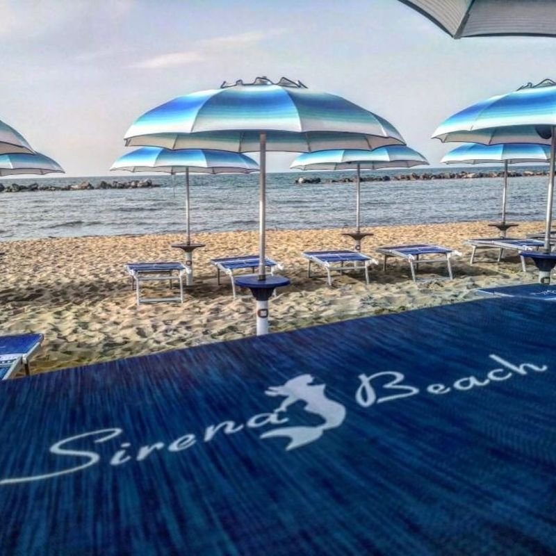 Lido Sirena Beach