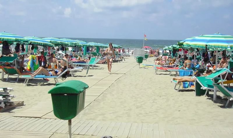 Acqua & Sale