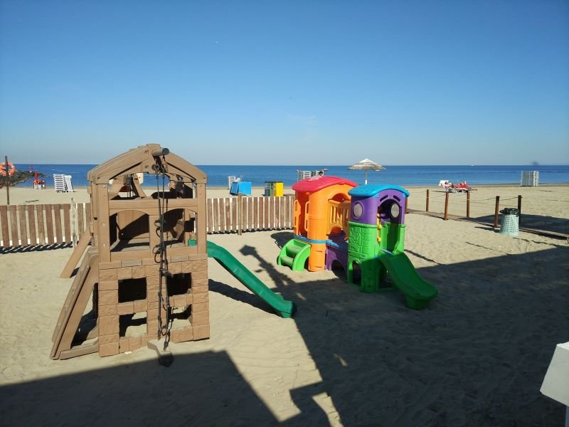 Malibu Beach Club - 4