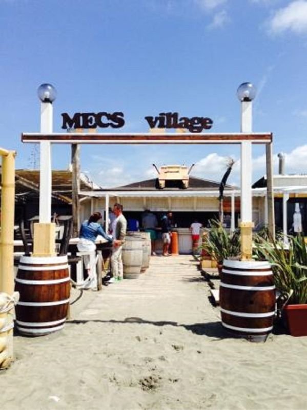 Mecs Beach - 2