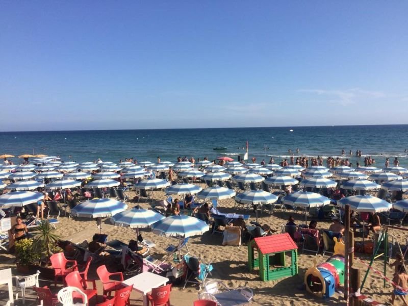Lido Delfino Blu