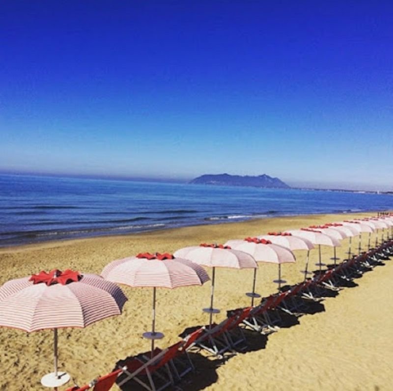 Sirenella Beach