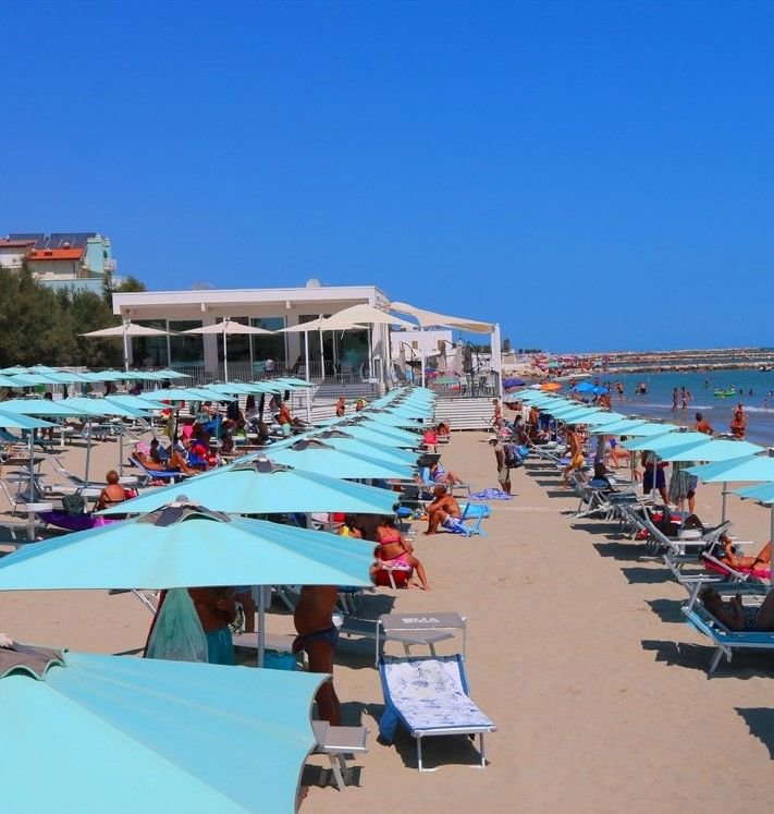 Uma Beach Club - 3