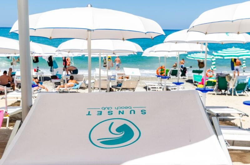 Sunset Beach Club - 4