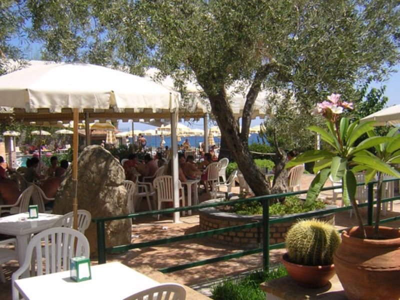 Paradise Beach Club - 3