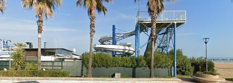 Acquascivolo La Sirenetta - Lido Di Fermo