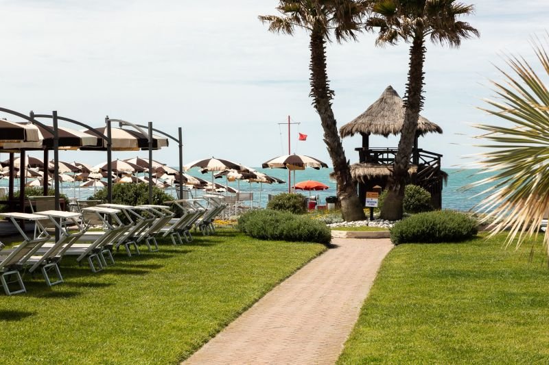 Salus Beach - 4