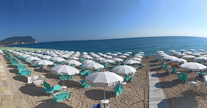 Sottovento Beach Club