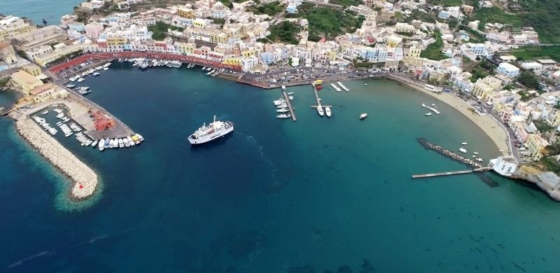 Diva Luna - Isola Di Ponza