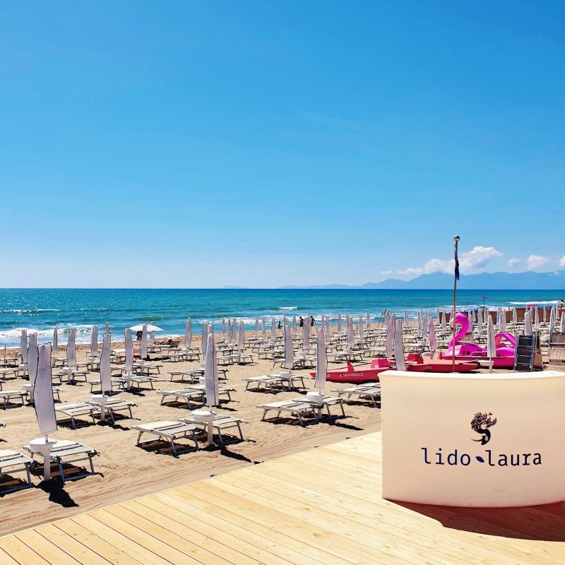 Laura Mare Beach