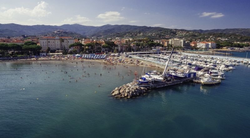 Spiaggia Libera Al Mappamondo - 2