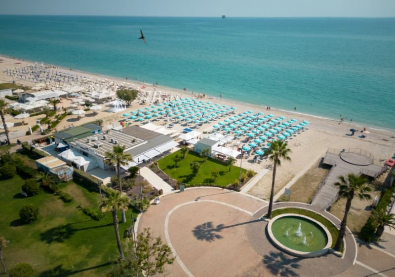 Esabeach Chalet - 3