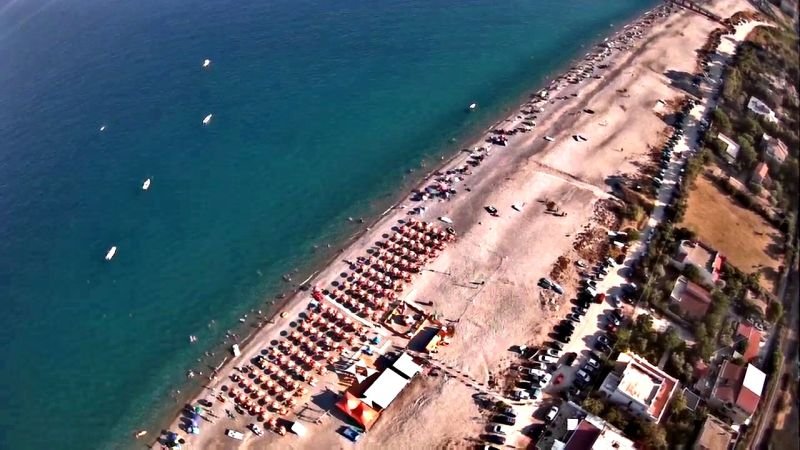 Gourmet Beach - 2