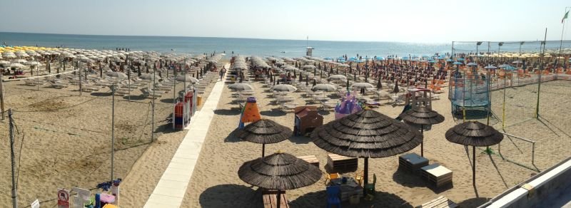 Bagno Giardino - Pinarella