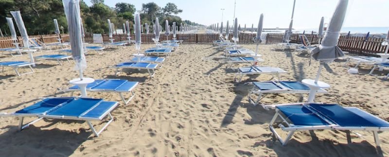 Bi Dog Beach