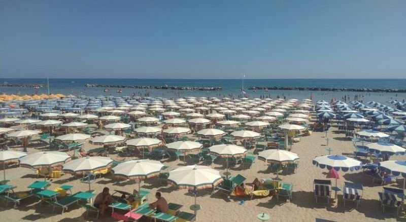 Bagno Imperiale 33 Bis - Bellaria-Igea Marina