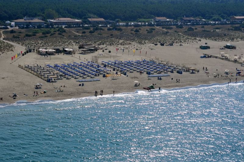 Mama Beach - 2