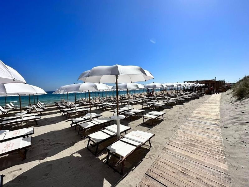 Flower Beach Club - 2