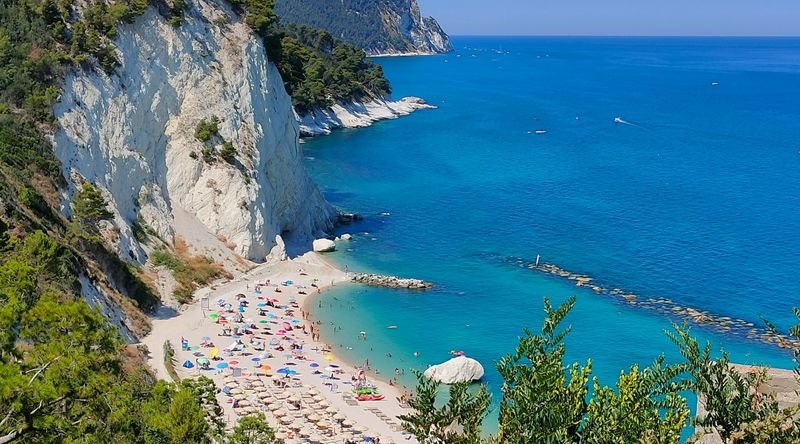 Spiaggia del Frate - Sottosanta - Numana