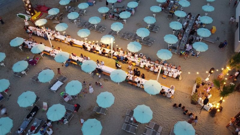 La Nella Beach Experience - 4