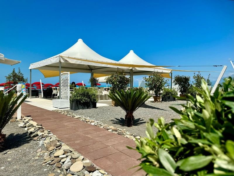 La Perla Nera Beach
