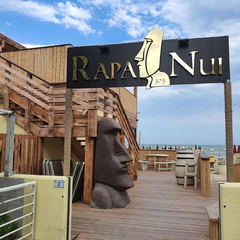 Rapa Nui Beach - Lido Di Savio