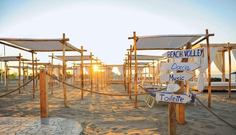 Palace Beach - 3