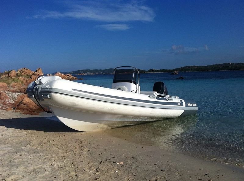 Mare & Servizi - Noleggio Gommoni - 3