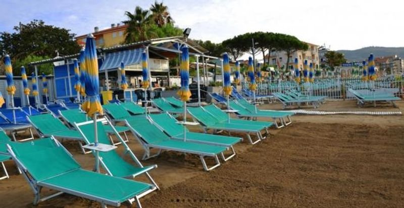 Bagni Giardino - Diano Marina