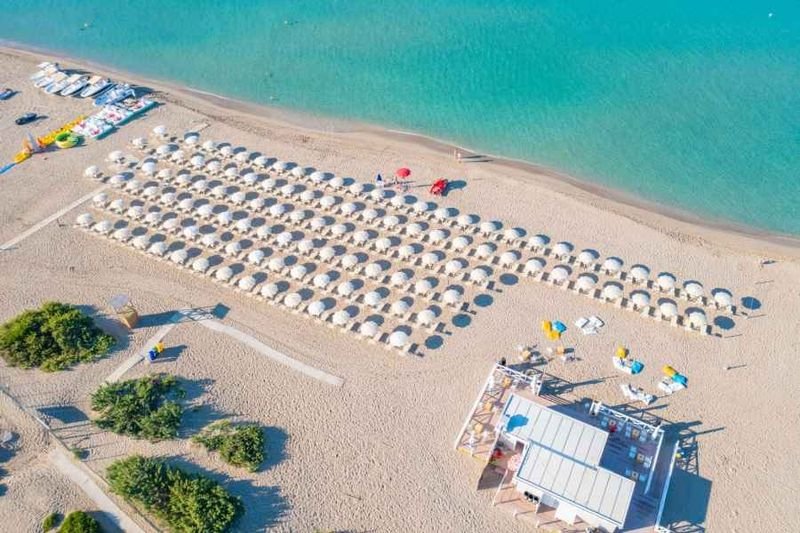 Riva Beach Bar